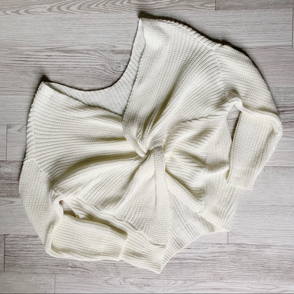 Pretty Little Thing Backless Sweater | PLT - Picture 4 of 8